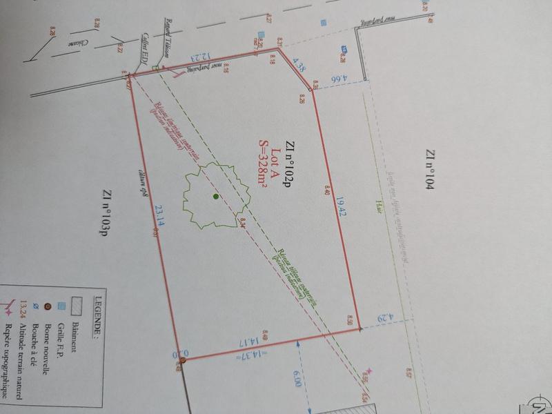 Terrain constructible - 328 m²
