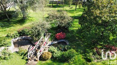 Maison - 185 m² - 7 pièces