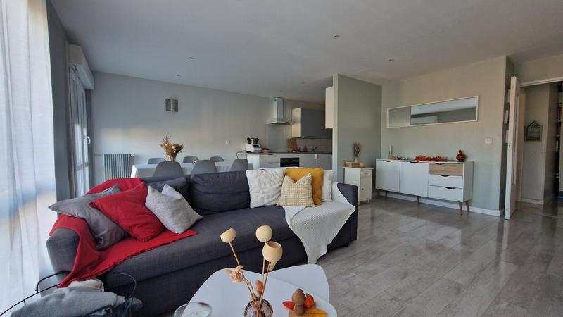 Appartement - 87 m² - 4 pièces