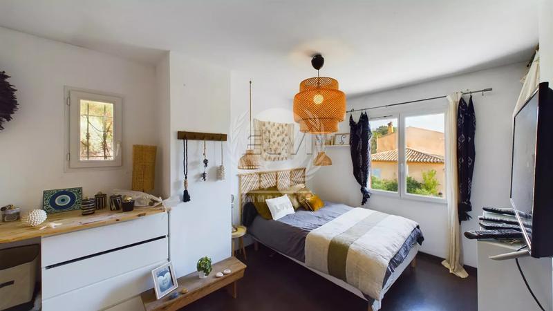 Villa - 163 m² - 5 pièces