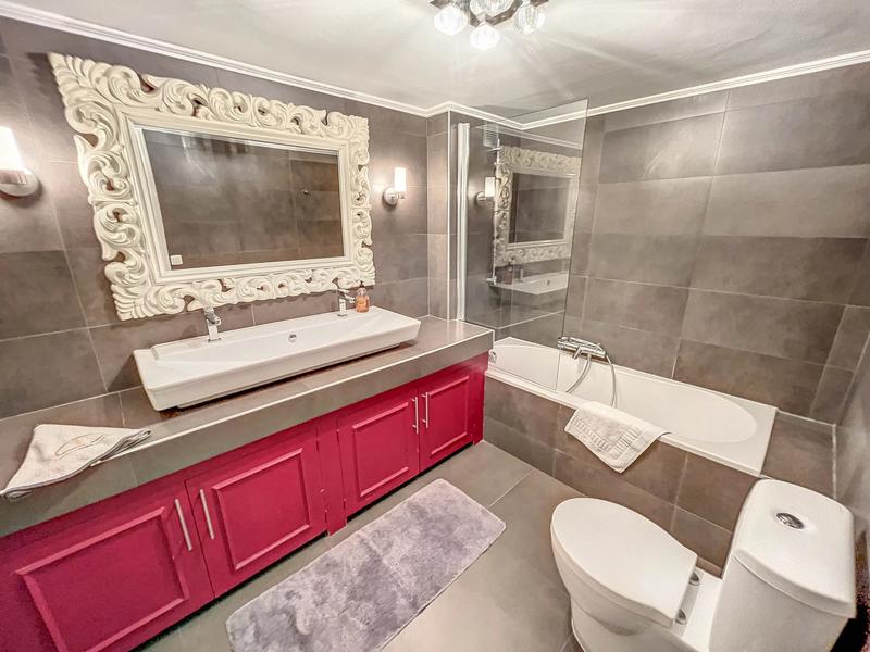 Appartement - 90 m² - 4 pièces