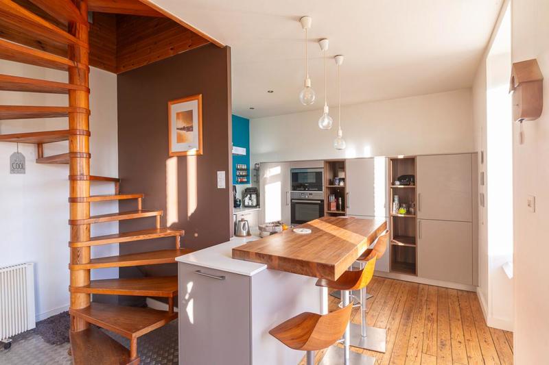 Maison - 152 m² - 8 pièces