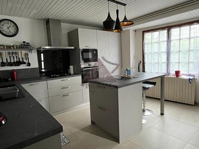 Maison en pierre - 80 m² - 5 pièces