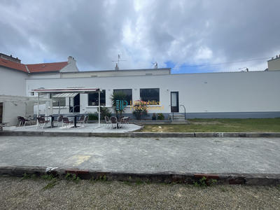 Local commercial - 302 m²