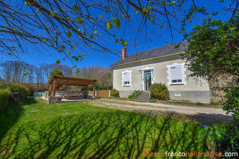 Maison en pierre - 97 m² - 6 pièces