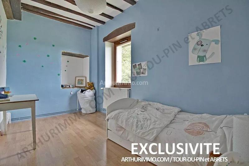 Maison - 225 m² - 9 pièces