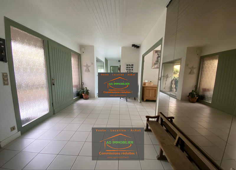 Maison - 341 m² - 9 pièces