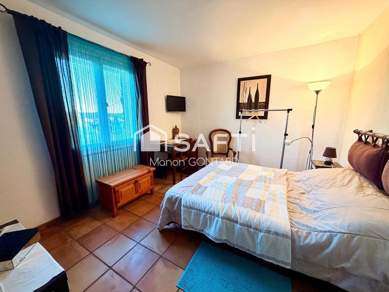 Maison - 170 m² - 6 pièces