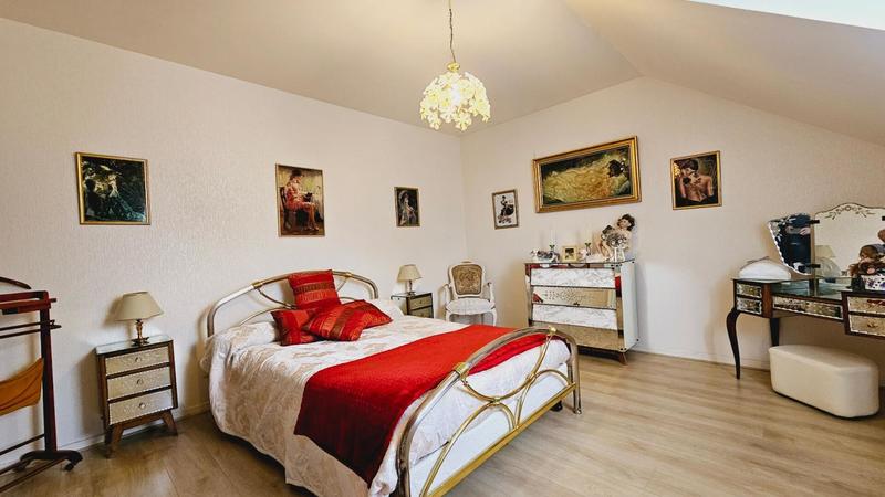 Maison - 133 m² - 5 pièces