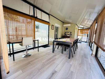 Maison - 167 m² - 7 pièces