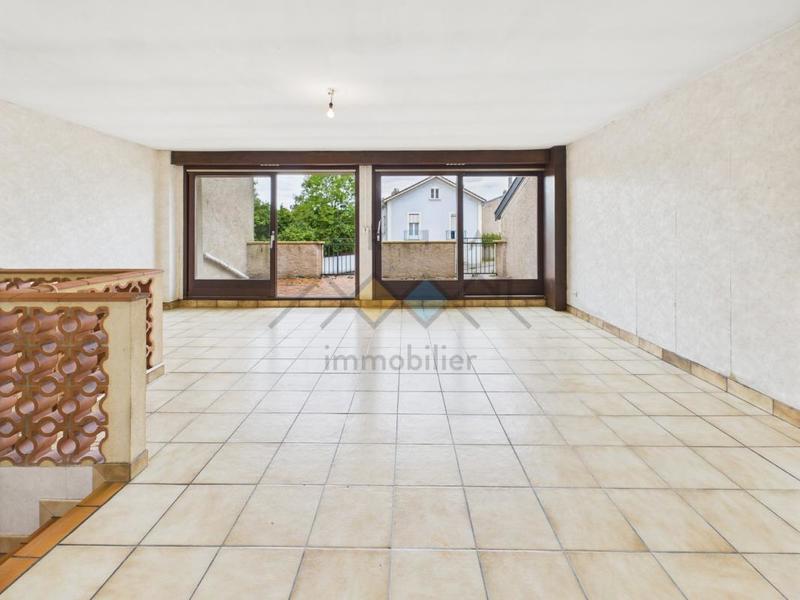 Maison - 137 m² - 4 pièces