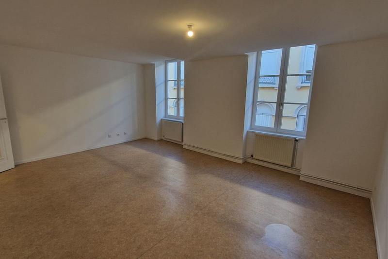 Appartement - 87 m² - 3 pièces