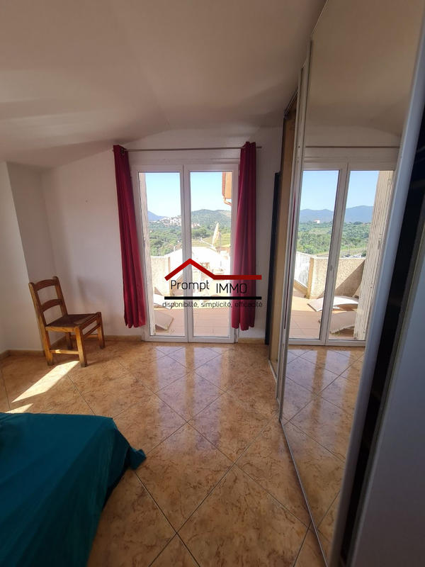 Villa - 237 m² - 9 pièces