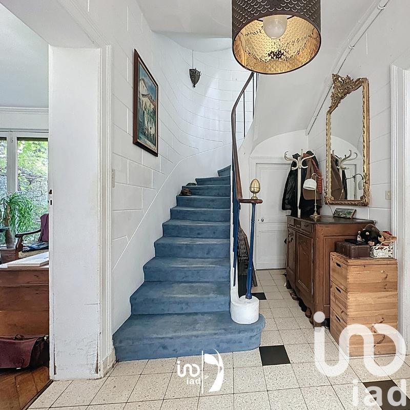 Maison - 246 m² - 7 pièces