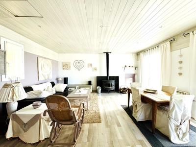 Maison - 83 m² - 4 pièces