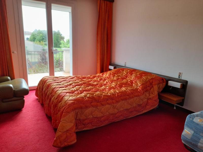 Propriété - 217 m² - 7 pièces