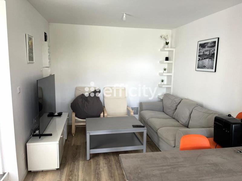 Immeuble - 120 m² - 7 pièces