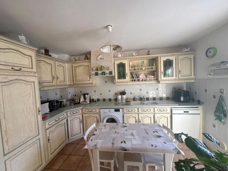 Villa - 90 m² - 4 pièces