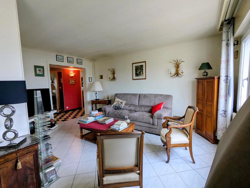 Appartement - 80 m² - 4 pièces