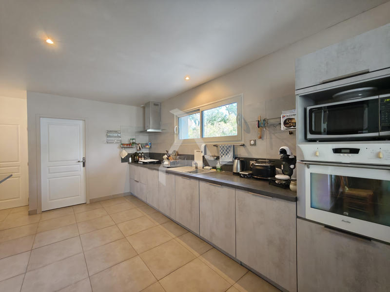 Viager - Maison - 110 m² - 4 pièces