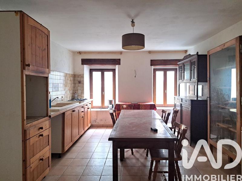 Maison de village - 309 m² - 14 pièces