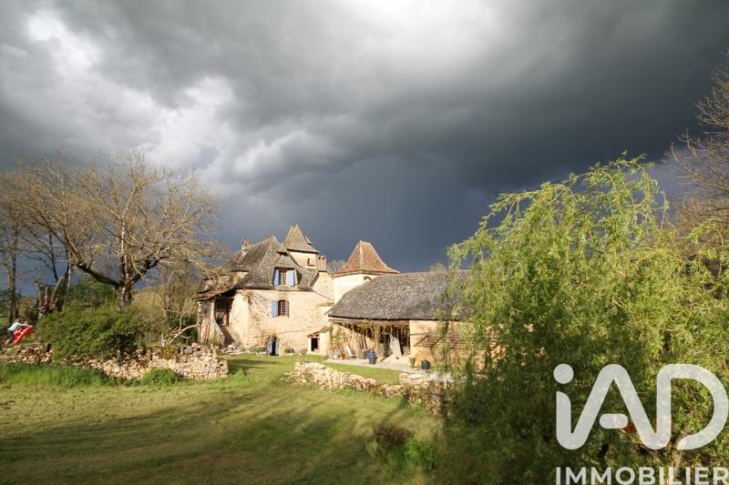 Maison - 195 m² - 8 pièces