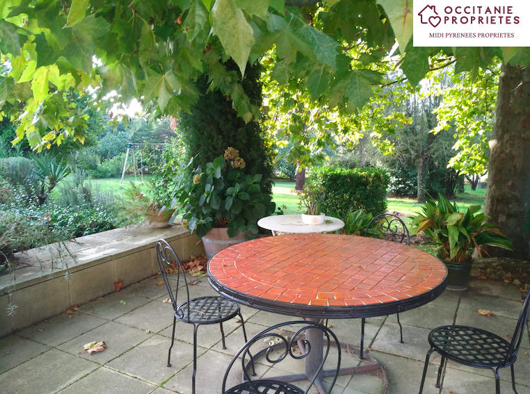 Corps de ferme - 343 m² - 10 pièces