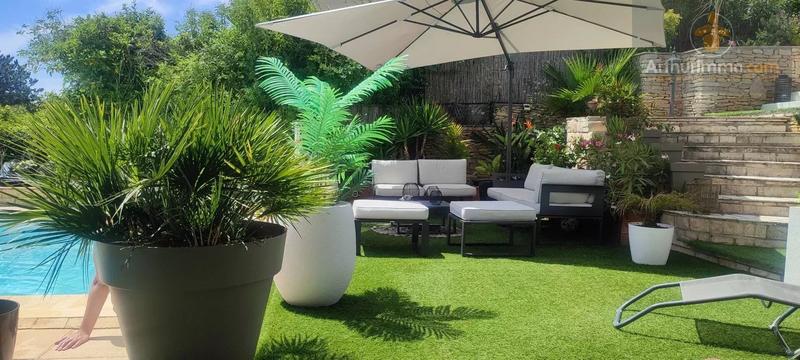 Appartement - 81 m² - 3 pièces