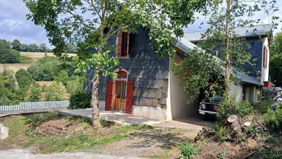 Maison ancienne - 194 m² - 7 pièces