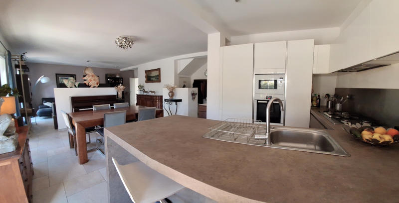 Villa - 134 m² - 6 pièces