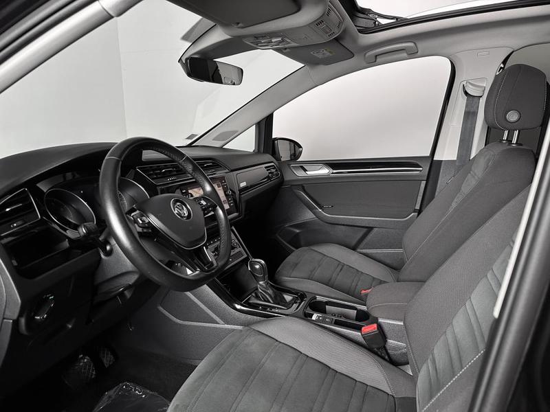 Volkswagen Touran 1.5 Tsi 150ch Dsg Type Carat Toit Ouvrant Alcantara Chauff Carplay Gps Regul Acc