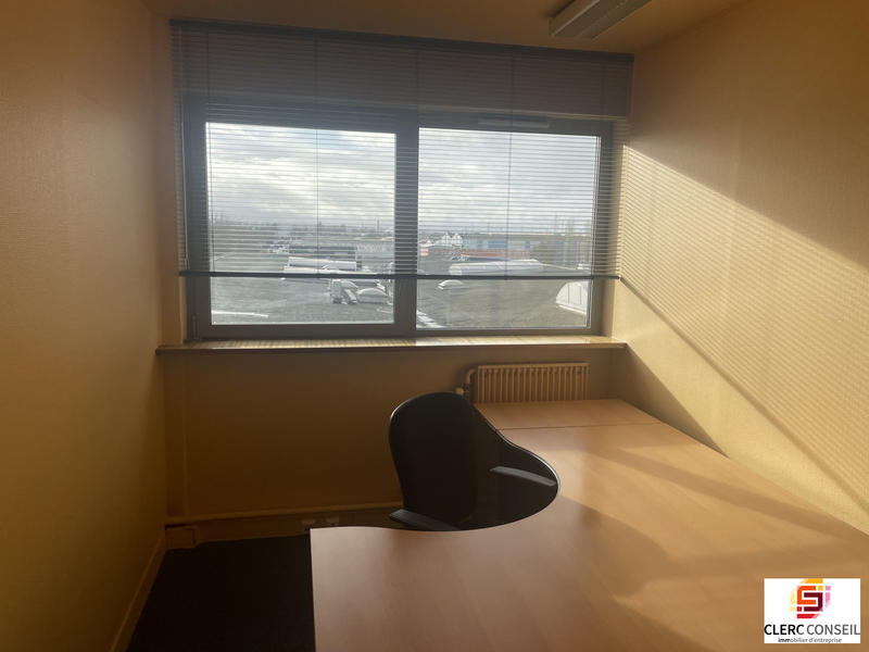 Bureau - 194 m²