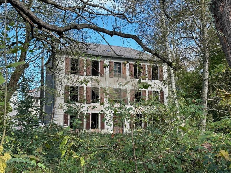 Maison - 180 m² - 6 pièces