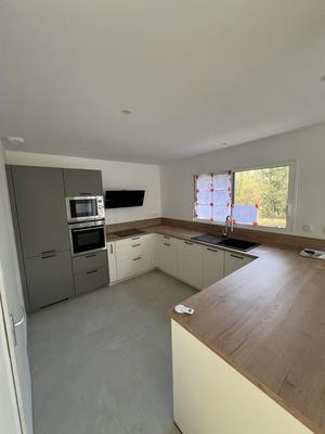 Maison - 121 m² - 5 pièces