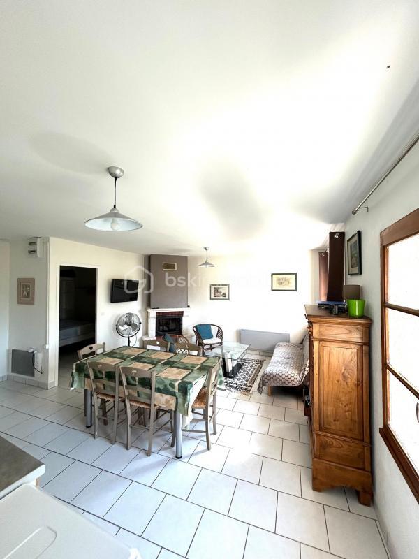 Mas - 259 m² - 12 pièces