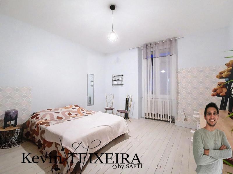 Maison - 147 m² - 8 pièces