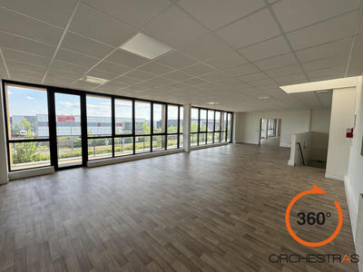 Local d'activités - 589 m²