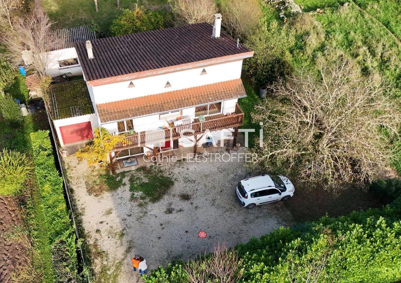 Maison - 122 m² - 5 pièces