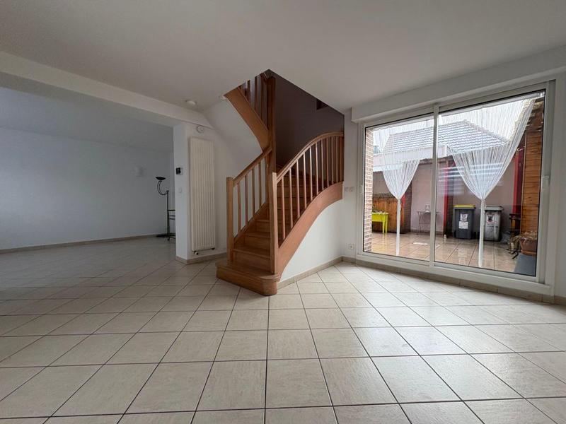 Maison - 105 m² - 4 pièces