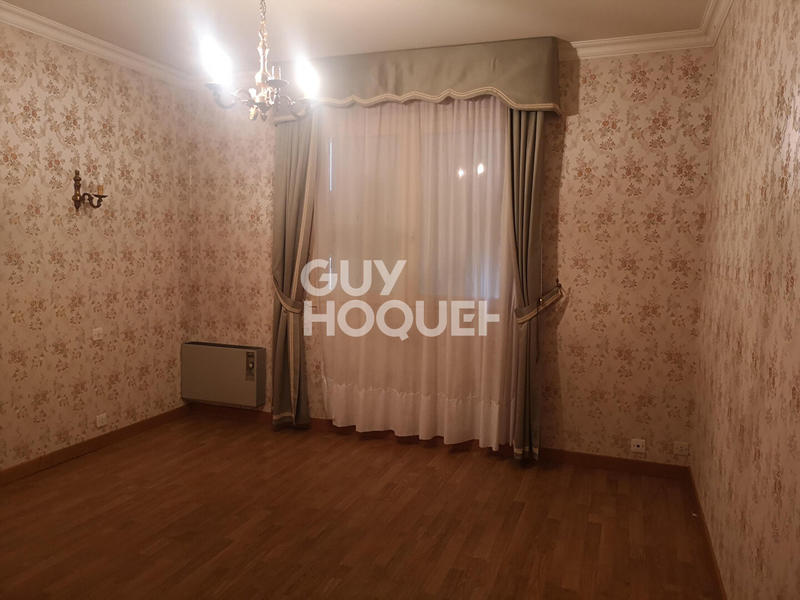 Maison - 140 m² - 7 pièces