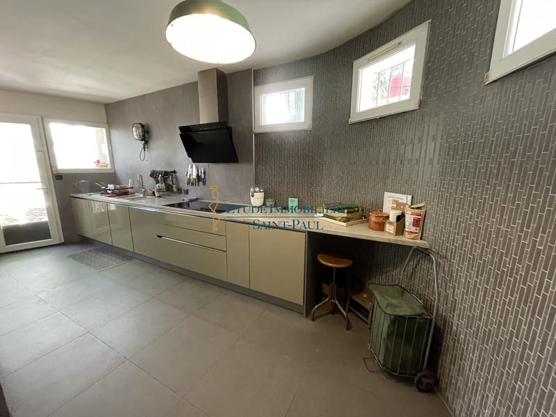 Villa - 288 m² - 8 pièces