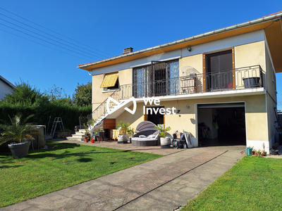 Maison traditionnelle - 200 m² - 5 pièces