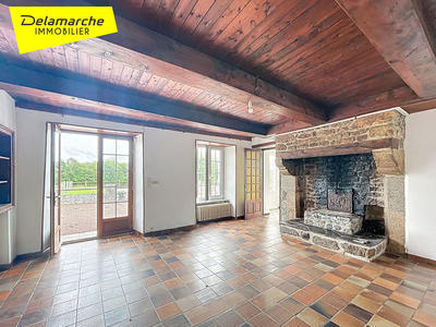 Maison - 93 m² - 6 pièces