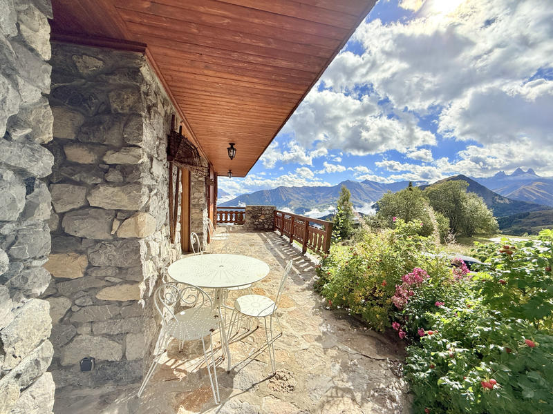 Châlet - 280 m² - 10 pièces