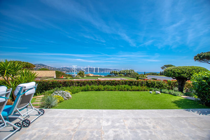 Villa - 295 m² - 5 pièces