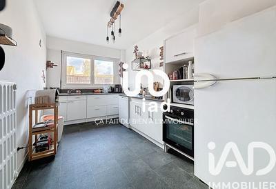 Appartement - 92 m² - 4 pièces