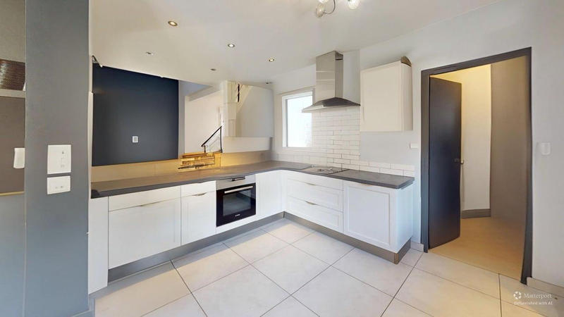 Maison - 160 m² - 5 pièces