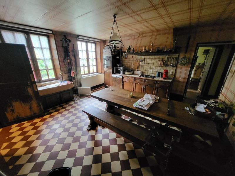 Maison ancienne - 256 m² - 11 pièces