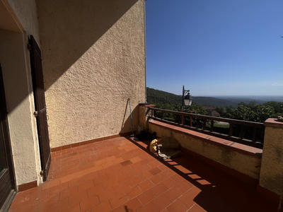 Maison - 110 m² - 7 pièces