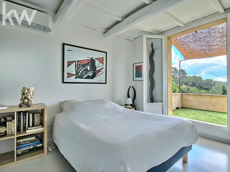 Maison - 172 m² - 8 pièces